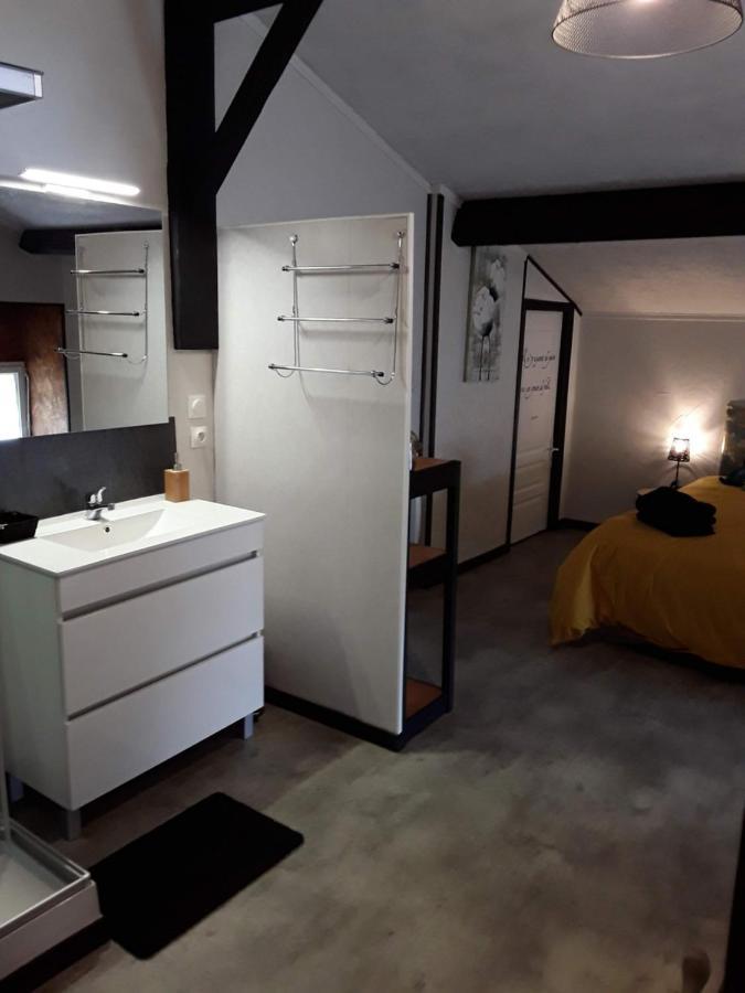 La Chambre D'A Cote Doulezon Exterior foto